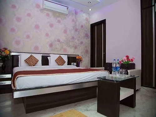 Star Hotel Agra  Agra (Uttar Pradesh)
